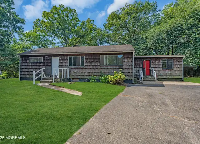 Property at 84 Lucy Rd, Lakewood, NJ, 08701, 5 beds, 1 bath, [object Object]