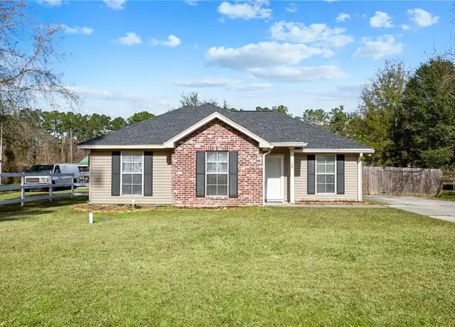 Property at 528 Jefferson Dr, Slidell, LA, 70460, 3 beds, 2 baths, [object Object]