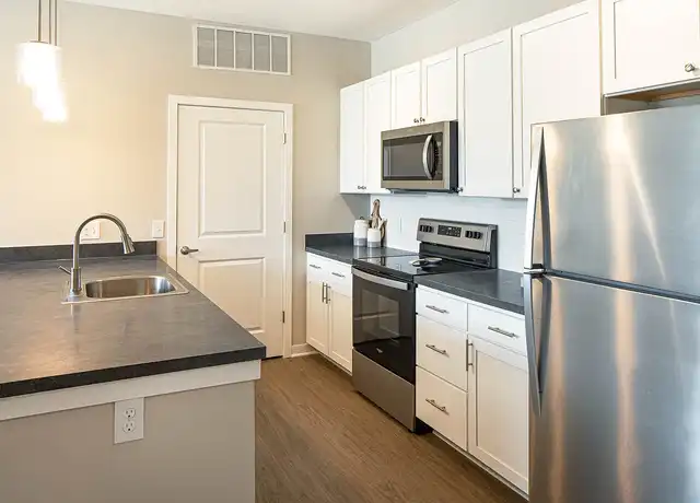 Property at Killarney Woods - 8352 E Broad St, Blacklick, OH, 43004, 1-2 bed, 1-2 bath, [object Object]