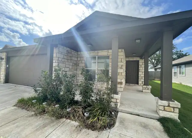 Property at 926 Pumpkin Rdg, New Braunfels, TX, 78130, 3 beds, 2 baths, [object Object]