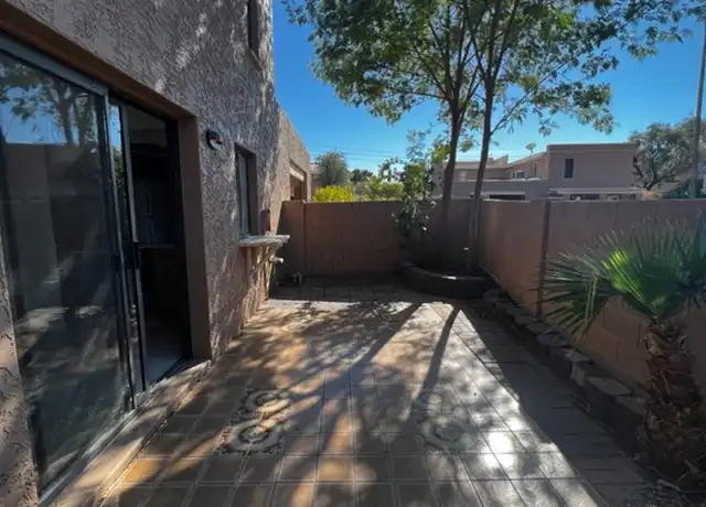 Property at 10407 N 11th Pl #1, Phoenix, AZ, 85020, 2 beds, 1 bath, [object Object]