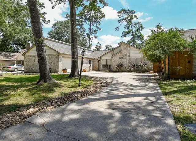 Property at 19522 Dianeshire Dr, Spring, TX, 77388, 3 beds, 2 baths, [object Object]