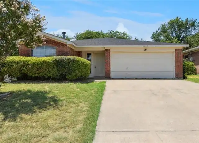 Property at 10209 Westward Dr, Fort Worth, TX, 76108, 3 beds, 2 baths, [object Object]