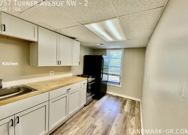 Property at 757 Turner Ave NW Unit 2, Grand Rapids, MI, 49504, 1 bed, 1 bath, [object Object]