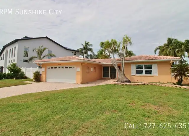 Property at 10128 Yacht Club Dr, Treasure Island, FL, 33706, 3 beds, 2 baths, [object Object]