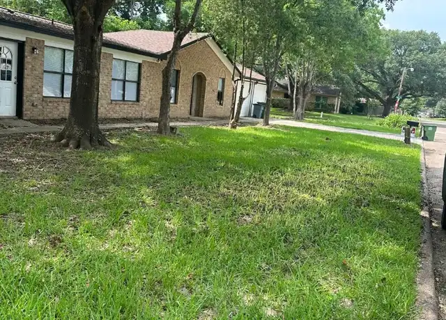 Property at 203 4th St, Liberty, TX, 77575, 4 beds, 2 baths, [object Object]