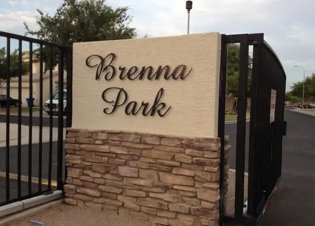 Property at 81 S Criss Pl, Chandler, AZ, 85226, 3 beds, 2 baths, [object Object]