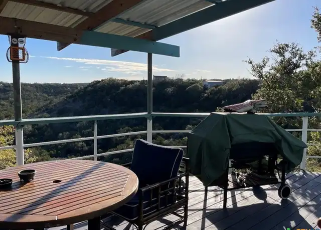 Property at 410 Osage Dr, Canyon Lake, TX, 78133, 1 bed, 1 bath, [object Object]