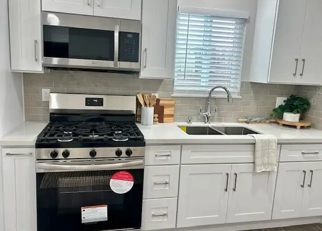 Property at 1913 Nipomo Ave Unit 1/2, Long Beach, CA, 90815, 1 bed, 1 bath, [object Object]