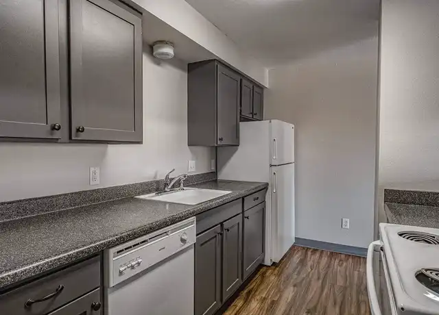 Property at Phillippi Plaza - 5453 W Franklin Rd, Boise, ID, 83705, 1 bed, 1 bath, [object Object]