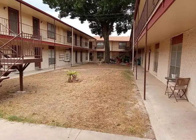 Property at 102 Edward St, Del Rio, TX, 78840, 1 bed, 1 bath, [object Object]