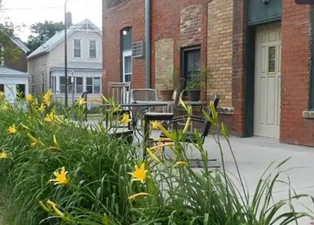 Property at 940 3rd St E Unit 2, St Paul, MN, 55106, 1 bed, 1 bath, [object Object]