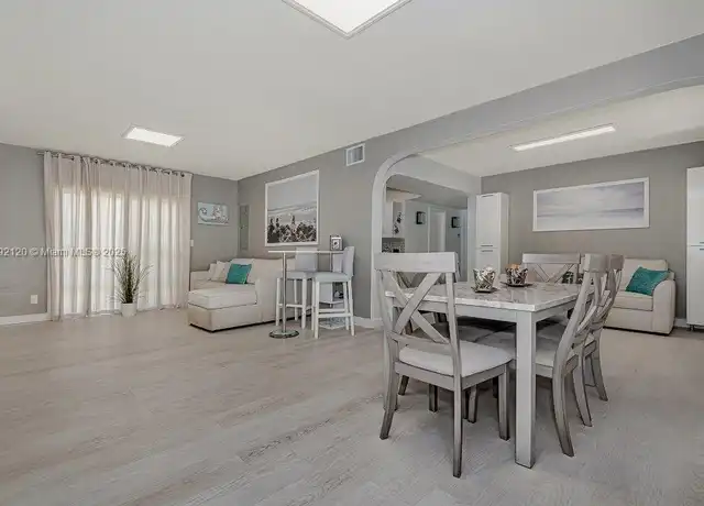 Property at 245 189th Ter, Sunny Isles Beach, FL, 33160, 3 beds, 2.5 baths, [object Object]