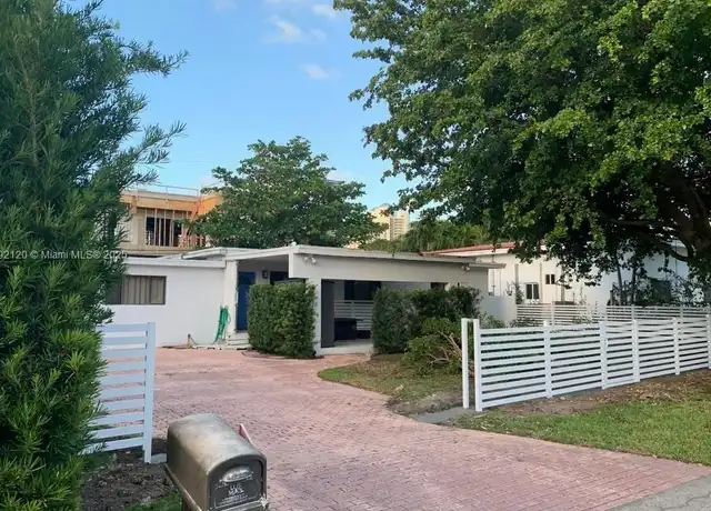 Property at 245 189th Ter, Sunny Isles Beach, FL, 33160, 3 beds, 2.5 baths, [object Object]