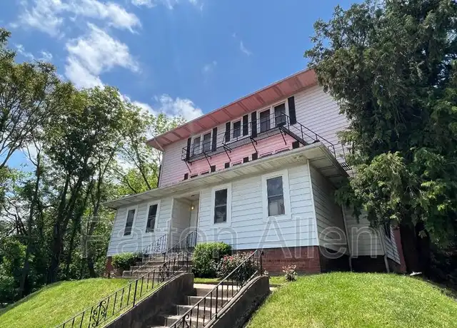Property at 43 Ravenscroft Dr Unit 7, Asheville, NC, 28801, 1 bed, 1 bath, [object Object]