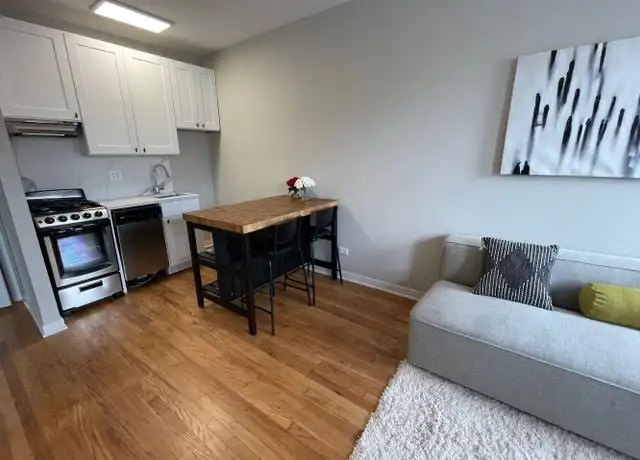 Property at 3250 N Pulaski Rd Unit 302, Chicago, IL, 60641, 0 beds, 1 bath, [object Object]
