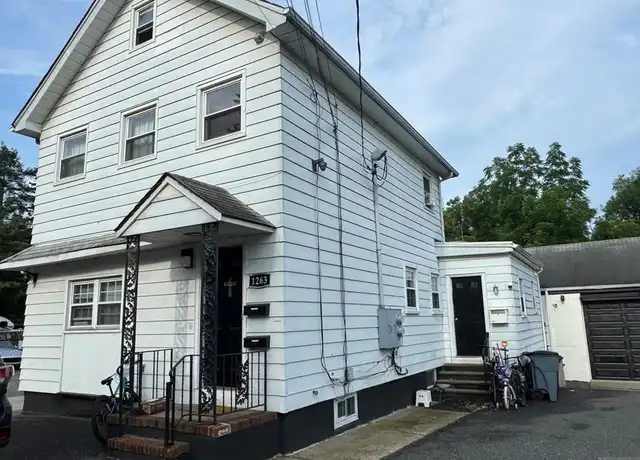 Property at 1263 Ringwood Ave, Haskell, NJ, 07420, 3 beds, 1 bath, [object Object]