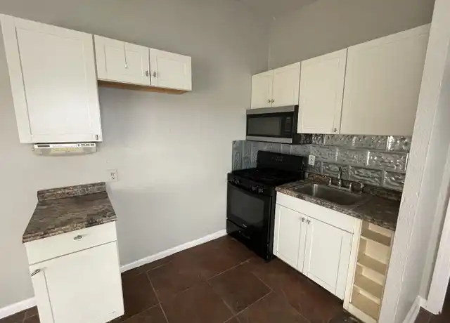 Property at 909 Alametos, San Antonio, TX, 78201, 1 bed, 1 bath, [object Object]