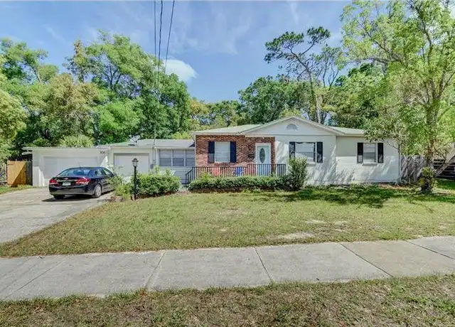 Property at 705 E Ohio Ave, Deland, FL, 32724, 7 beds, 3 baths, [object Object]