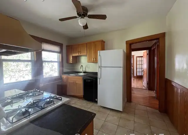 Property at 11 Dartmouth St Unit 2, Arlington, MA, 02474, 2 beds, 1 bath, [object Object]