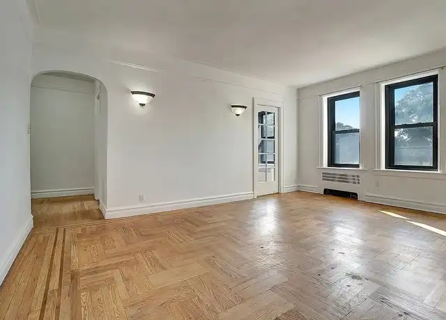 Property at 7666 Austin St, Forest Hills, NY, 11375, 1 bed, 1 bath, [object Object]