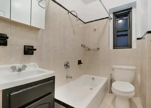 Property at 7666 Austin St Unit 1D, Forest Hills, NY, 11375, 1 bed, 1 bath, [object Object]