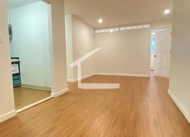 Property at 16 Radcliffe Rd, Hyde Park, MA, 02136, 2 beds, 1 bath, [object Object]
