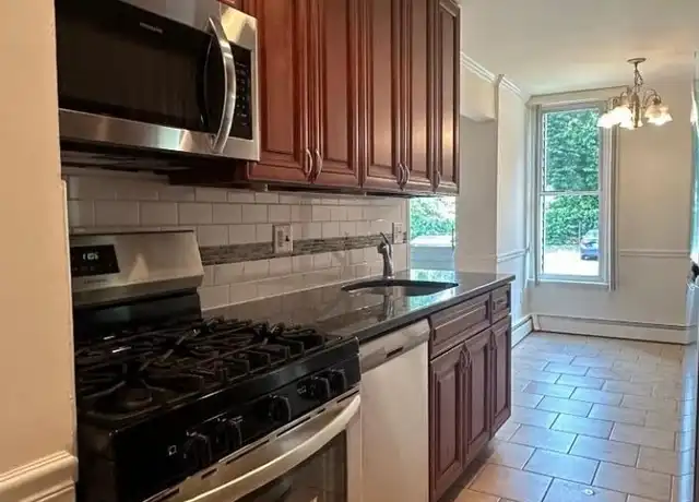 Property at 17 River Rd Unit H-H, Nutley, NJ, 07110, 1 bed, 1 bath, [object Object]