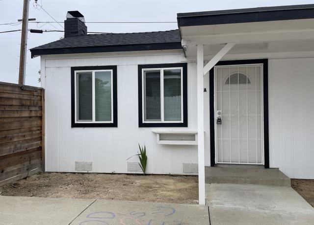 Photo of 112 S N St, Lompoc, CA 93436