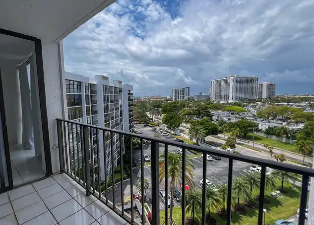 Property at 800 Parkview Dr #903, Hallandale Beach, FL, 33009, 2 beds, 1.5 baths, [object Object]