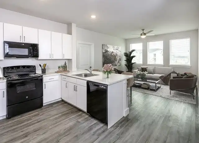 Property at La Cima - 3200 Montopolis Dr, Austin, TX, 78744, 1-3 bed, 1-2 bath, [object Object]