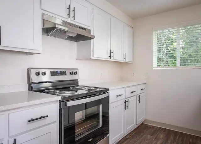 Property at Main Street Village - 12650 SW Main St, Tigard, OR, 97223, 1 bed, 1 bath, [object Object]