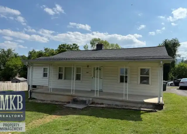Property at 122 Kimball Ave, Salem, VA, 24153, 2 beds, 1 bath, [object Object]