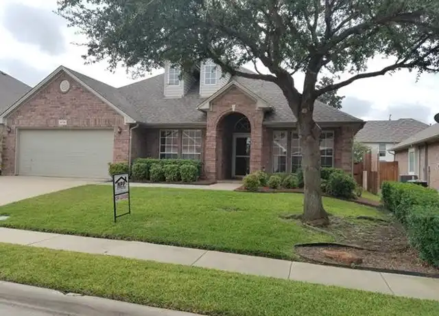 Property at 4736 Eagle Trace Dr, Fort Worth, TX, 76244, 4 beds, 2 baths, [object Object]