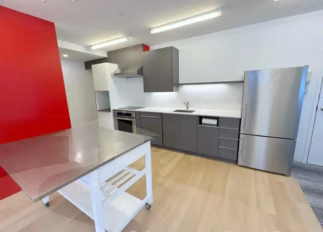 Property at 29 Warren St Unit 1, Cambridge, MA, 02141, 1 bed, 1 bath, [object Object]