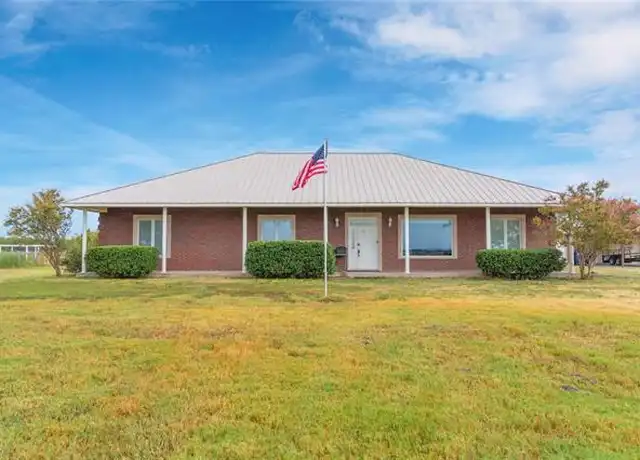 Property at 4008 Old Highway 6, Van Alstyne, TX, 75495, 4 beds, 2 baths, [object Object]