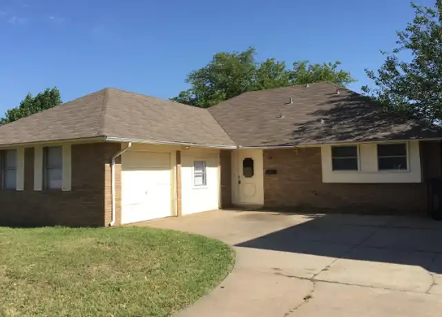 Property at 1113 NW 105th St, Oklahoma City, OK, 73114, 5 beds, 1.5 baths, [object Object]