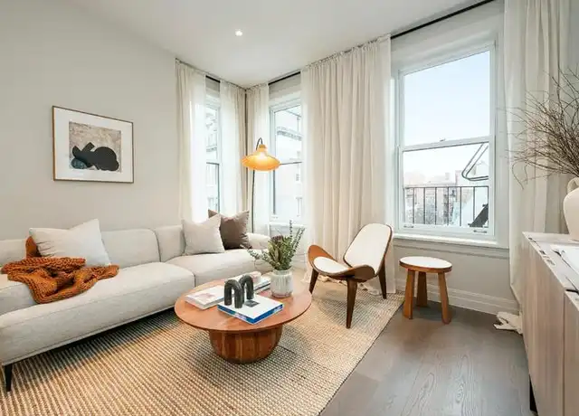 Property at 90 Bedford St Unit 2B, New York, NY, 10014, 2 beds, 1 bath, [object Object]