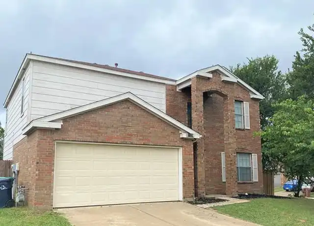 Property at 1125 Greenbend Dr, Denton, TX, 76210, 4 beds, 2.5 baths, [object Object]