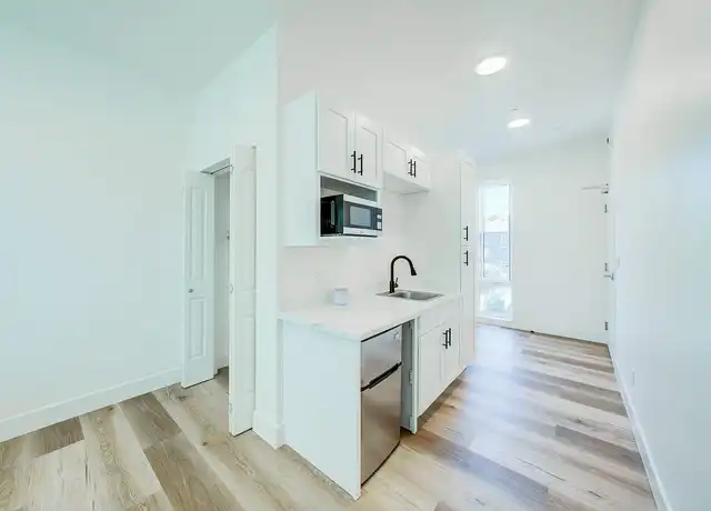 Property at Poets Place Apartment - 2435 San Pablo Ave, Berkeley, CA, 94702, 0 beds, 1 bath, [object Object]
