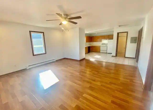 Property at 512 W Cross St Unit 6, Ypsilanti, MI, 48197, 3 beds, 1 bath, [object Object]