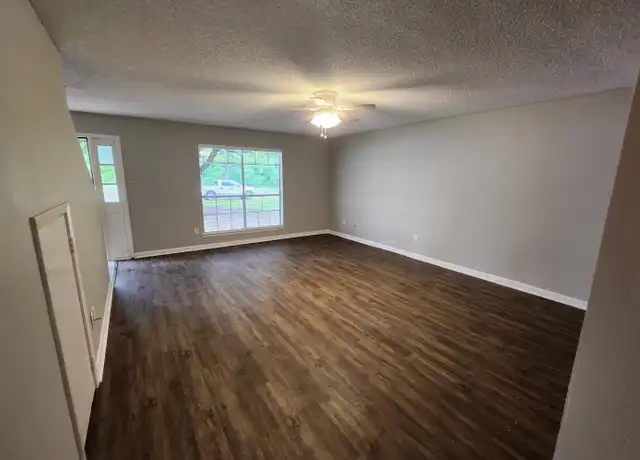 Property at 8395 Willow Bend Dr Unit D, Beaumont, TX, 77707, 2 beds, 1.5 baths, [object Object]