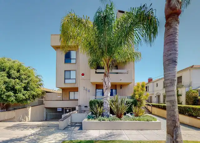Property at 144 N Hamilton Dr #5, Beverly Hills, CA, 90211, 2 beds, 2 baths, [object Object]