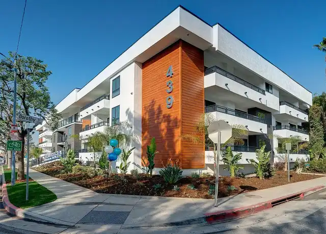 Property at 439 Stocker Apartments - 439 W Stocker St, Glendale, CA, 91202, 1-2 bed, 1-2 bath, [object Object]