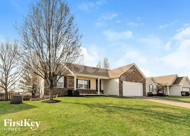 Property at 212 Royallmanor Ln, O Fallon, MO, 63368, 4 beds, 2 baths, [object Object]