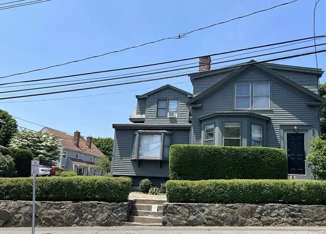 Property at 24 Pond St, Marblehead, MA, 01945, 4 beds, 2 baths, [object Object]