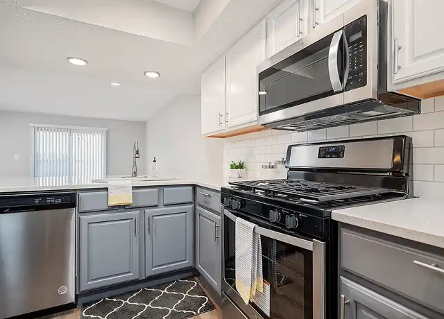 Property at Mason Row Townhomes - 2500 Hard Rd, Dublin, OH, 43016, 2 beds, 2 baths, [object Object]