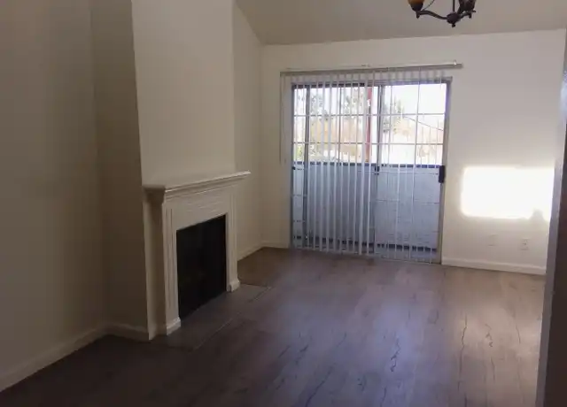 Property at 5554 Carpenter Ave Unit 206, Valley Village, CA, 91607, 1 bed, 1 bath, [object Object]