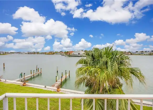 Property at 3070 Gulf Shore Blvd N #201, Naples, FL, 34103, 2 beds, 2 baths, [object Object]