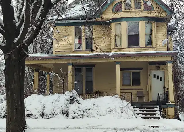 Property at 744 W William St Unit 2nd floor, Decatur, IL, 62522, 1 bed, 1 bath, [object Object]